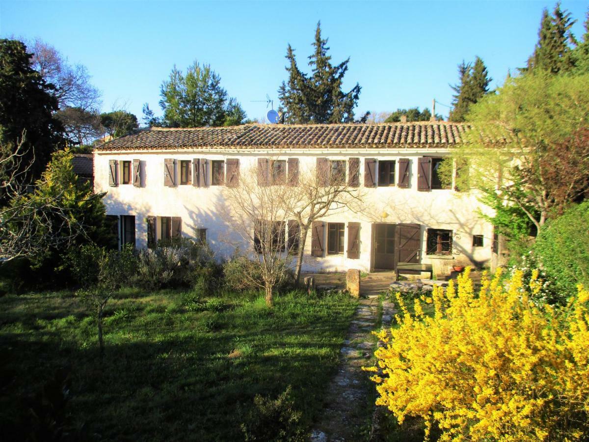 Le Mas Des Lilas Uzès Eksteriør billede